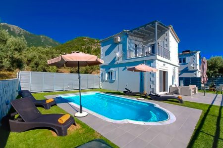 Villa Albus West