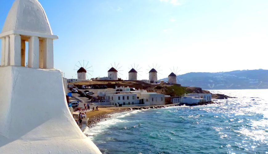 mykonos luxury suites: 4 amenities-vivestia | risk-free villas, hotels and cruises in vr
