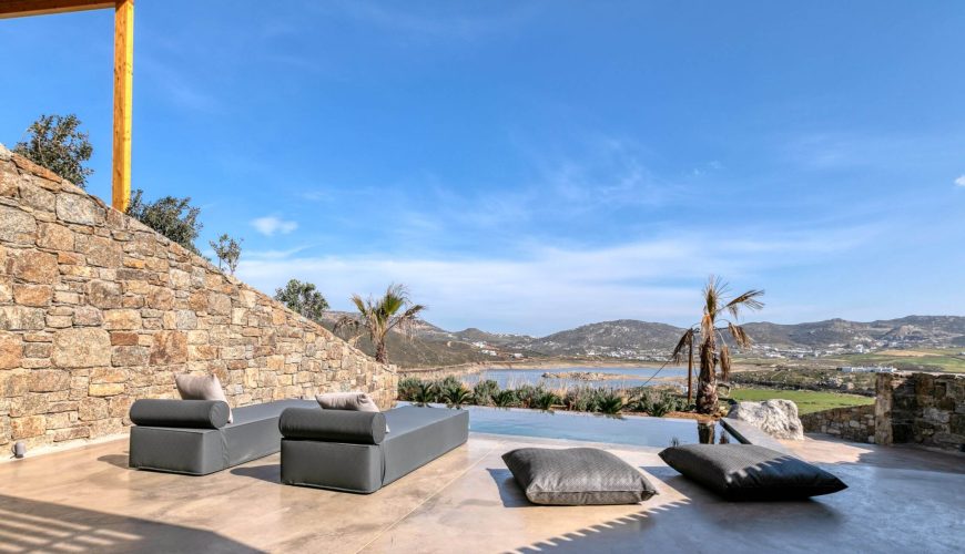 vr tour of unique villas in mykonos-vivestia | risk-free villas, hotels and cruises in vr