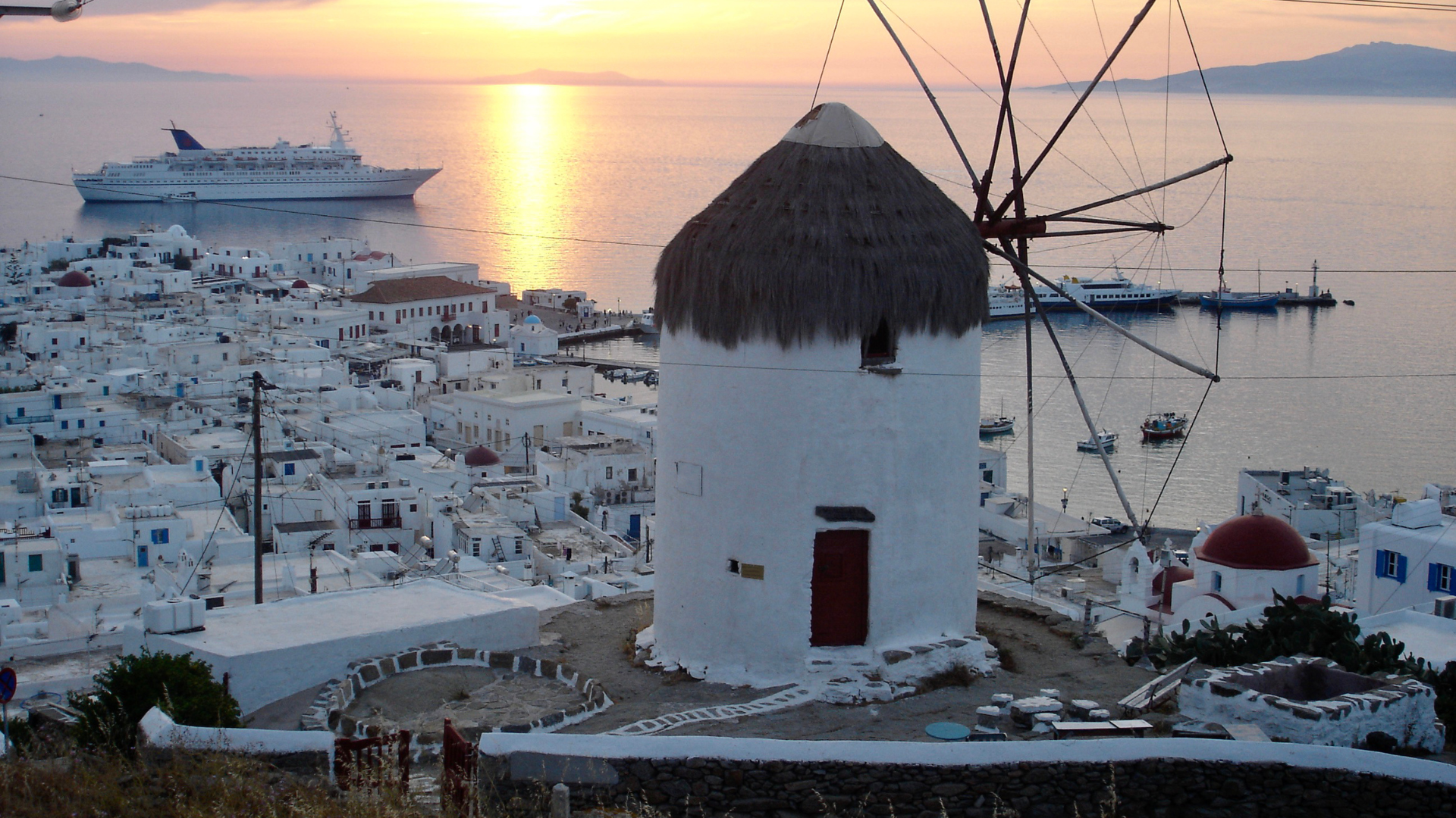 Luxury villas to rent Mykonos: The advantages-Vivestia | Risk-Free Villas, Hotels and Cruises in VR