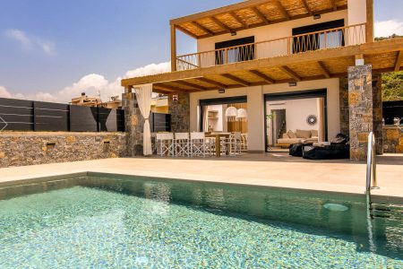 Villa Metis East