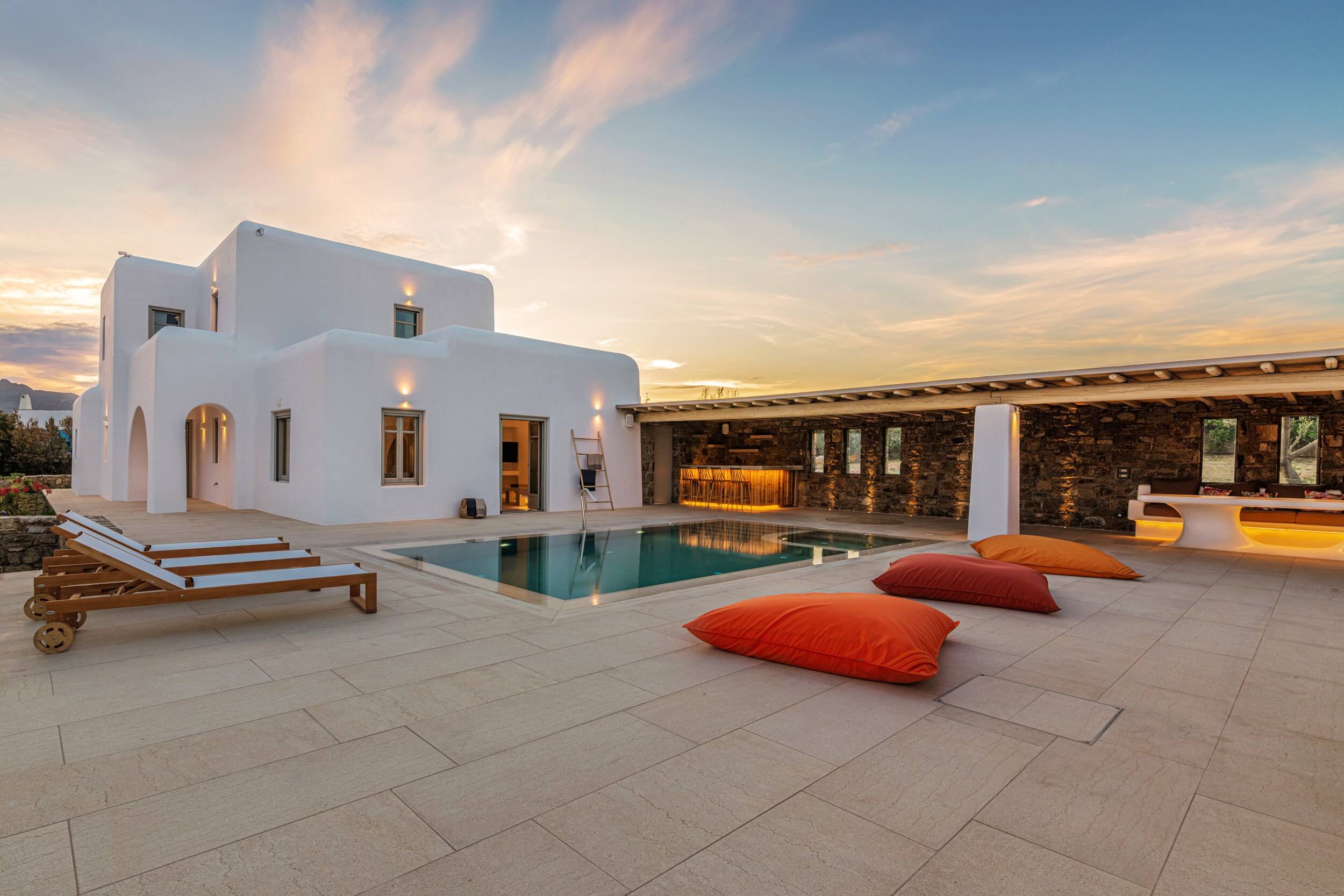 mykonos villas with private pool-vivestia | risk-free villas, hotels and cruises in vr