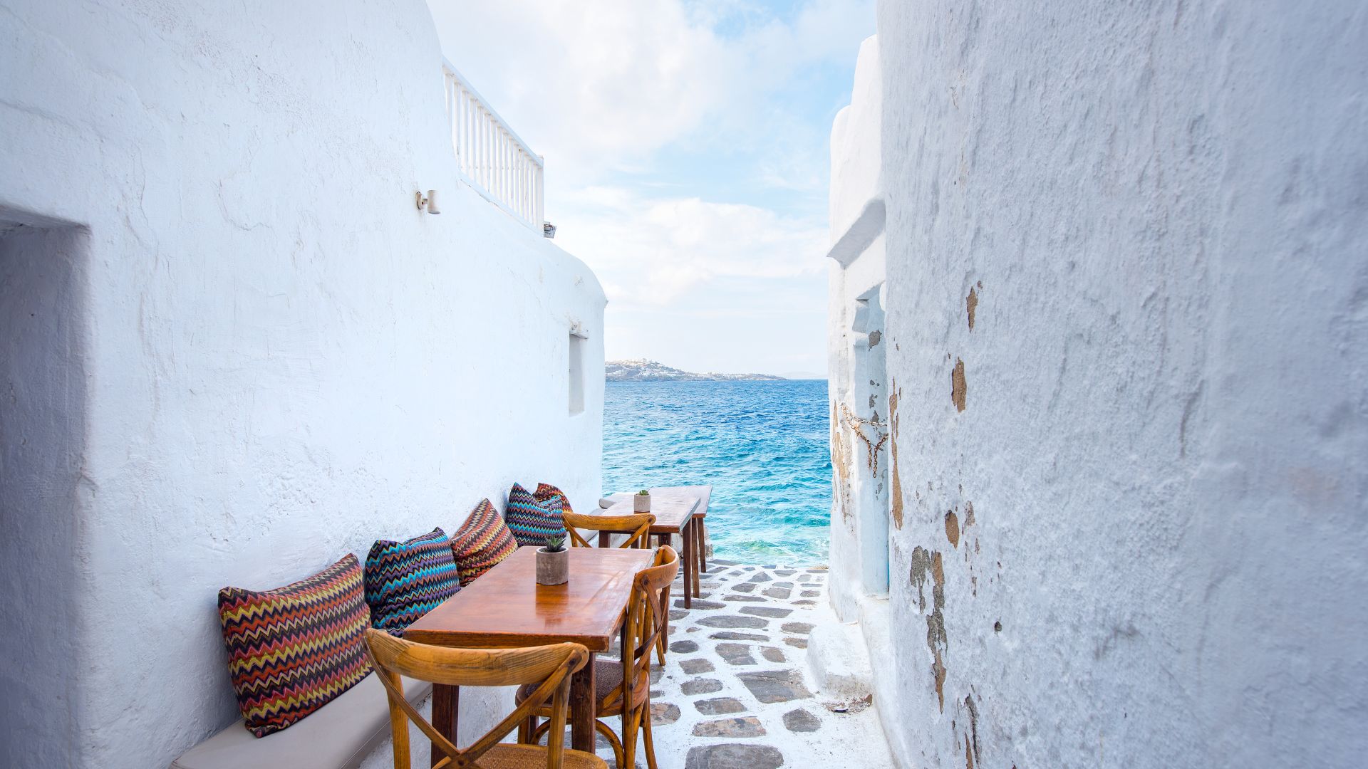 Mykonos Suites and Villas-Vivestia | Risk-Free Villas, Hotels and Cruises in VR