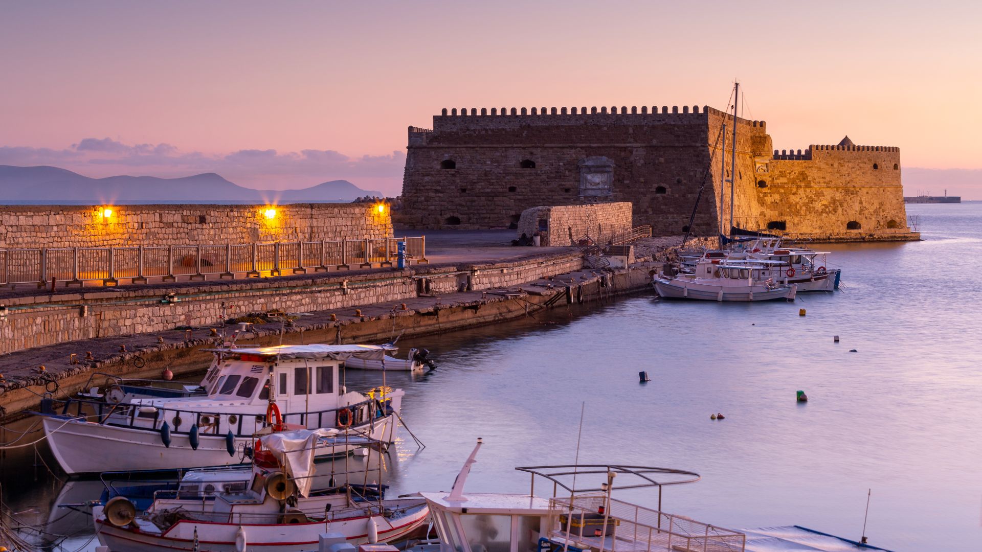 Luxury Villas in Crete-Vivestia | Risk-Free Villas, Hotels and Cruises in VR