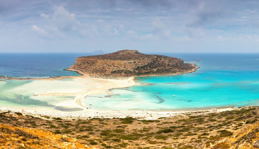 villas with pools in crete: discover the paradise-vivestia | risk-free villas, hotels and cruises in vr