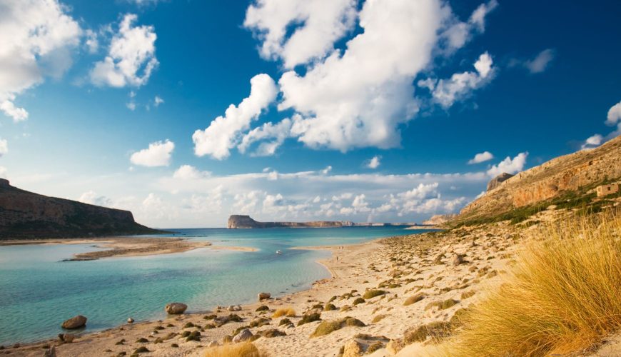 escape to paradise: villas in crete for rent-vivestia | risk-free villas, hotels and cruises in vr